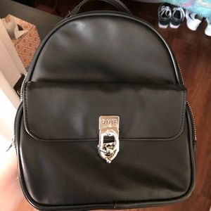 UNIF stagger backpack